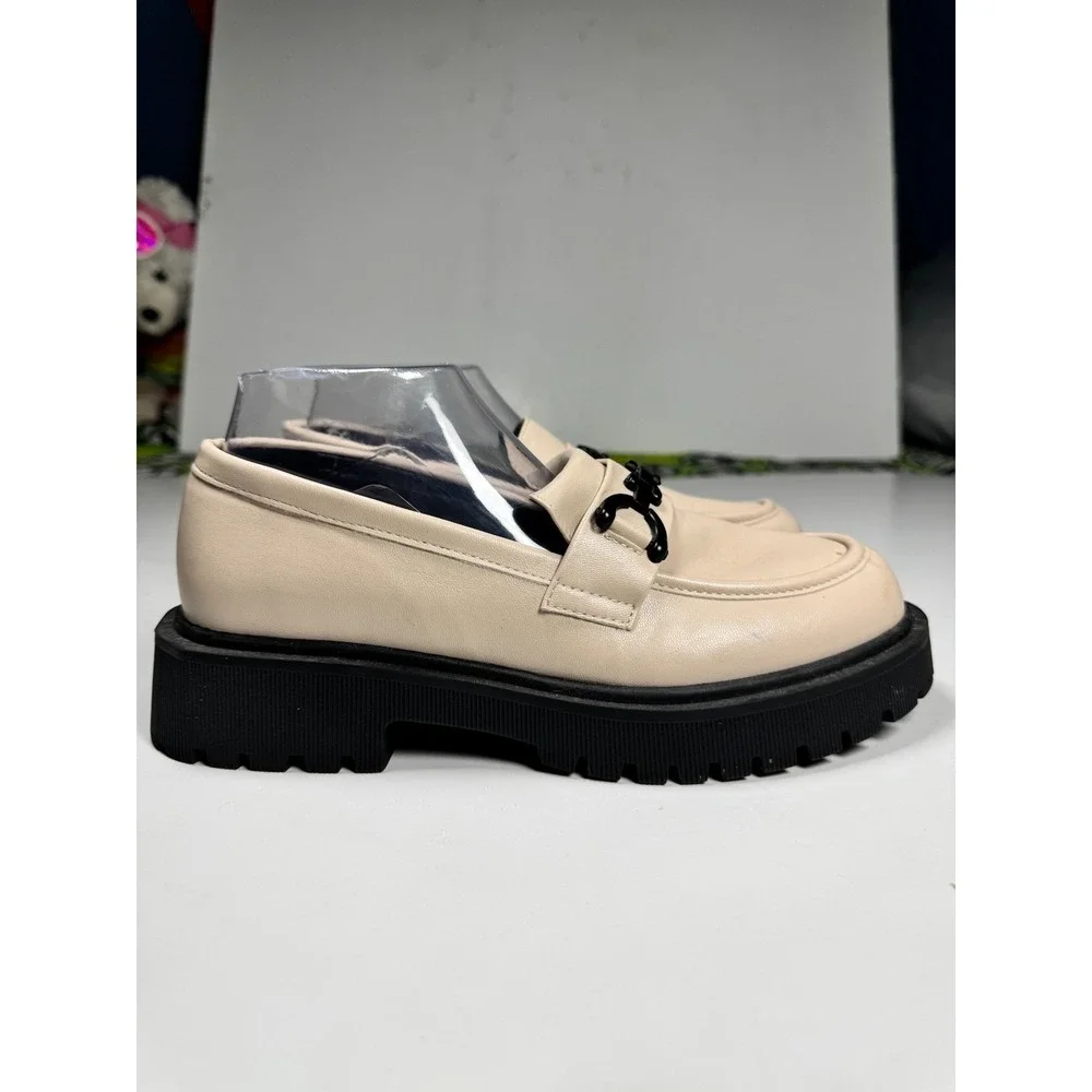 Mudd Roey ROEY-O3L Loafers Womens 9 M Beige Chunky Heel Slip On Comfort Shoes